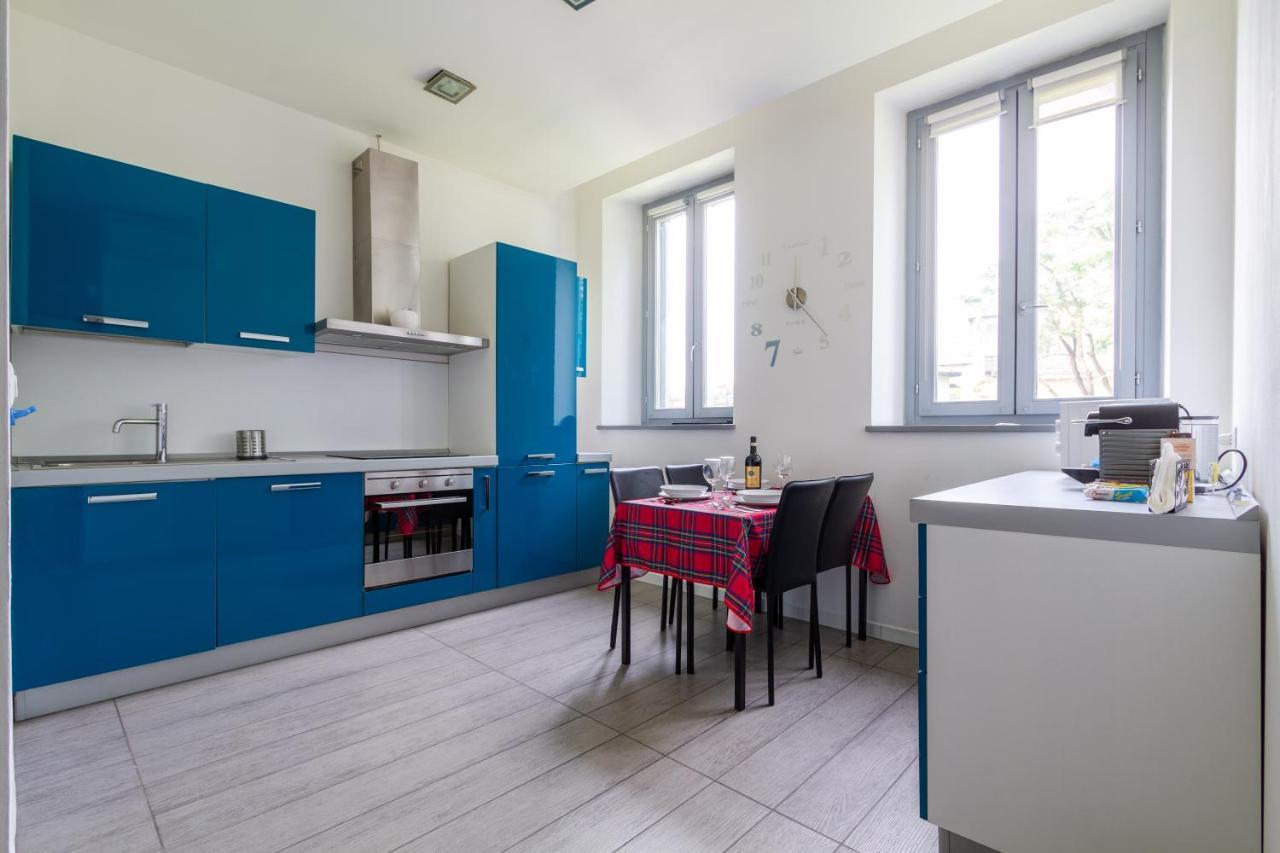 Lux Apartment Milano Metro M2 Milão Exterior foto